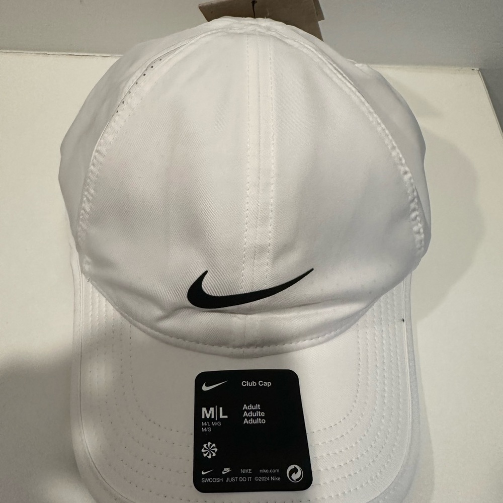 Nike Classic White Cap